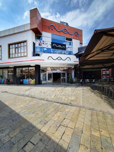 Nam Hotel – khách sạn tại Panteli