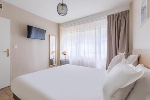 1 double bed, 1 sofa bed
