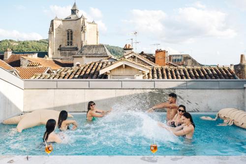 Appart'hôtel Les Fleurines By Urban Style - Location saisonnière - Villefranche-de-Rouergue