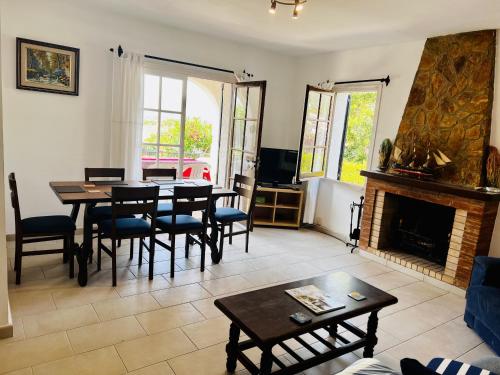 บริการและสิ่งอำนวยความสะดวก, Casita Rosa in ลาตอเร เบยา