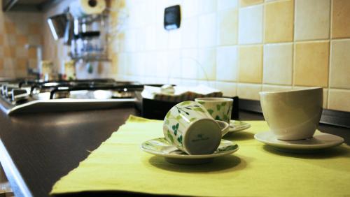 Sweet Roman Holiday - image 3