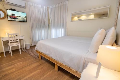 Mike's House Jerusalem Room Type - Deluxe Double Room