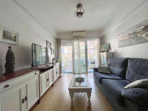 Cozy Center Apartment - image 5