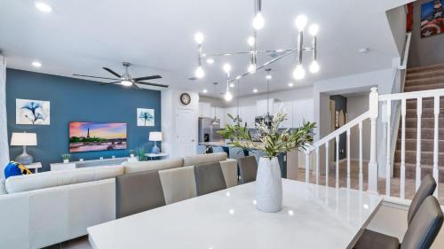 816 Paradise in Davenport, USA