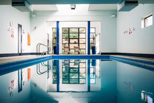 Swimming pool, Cranfield Management Development Centre in Milton Keynes
