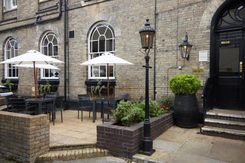 White Hart Hotel by Greene King Inns - image 6