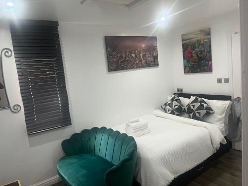 Dynasty Lodge, Manchester (photo 7)