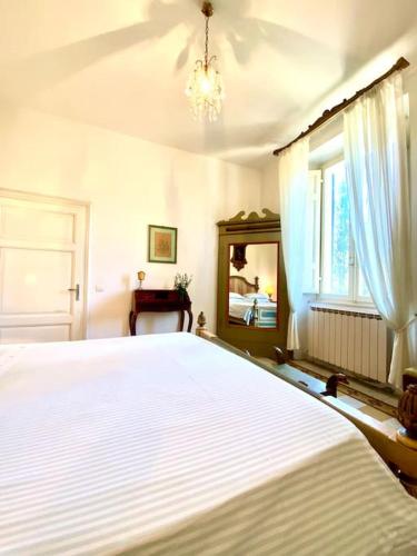 Appartamento in villa d'epoca vista Lago Trasimeno