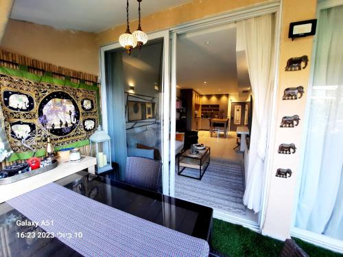 Kitchen, Sea View Apartments With Pool in Caesarea