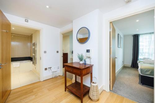 WelcomeStay Vauxhall St Georges Wharf 2 Bedroom Apartment - main image