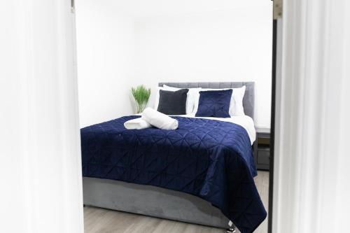 Chic Urban 2 Bedroom Apartments, Caerphilly