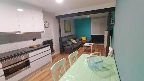 Zona tranquila, cerca del Casco Antiguo. EBI02480, Bilbao (zdjęcie 5)
