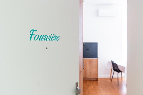 Facilities, Croix Paquet - Appartements a Lyon near Maison des Canuts