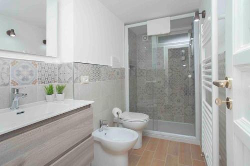 Two-Bedroom Apartment image 8