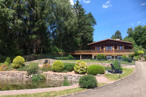 Le Chalet du Cerf - Accommodation - Gerbépal