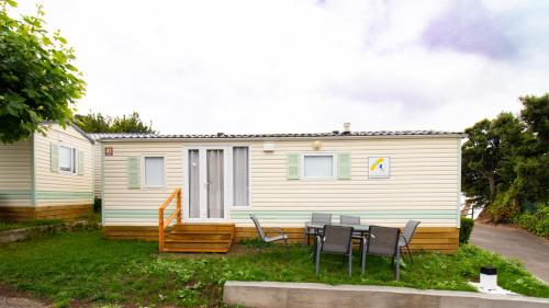 Two-Bedroom Bungalow (4 Adults)