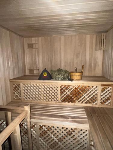 Le Royal - Piscine intérieure - sauna