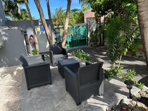Studio Sleeps 2 with Free Parking, Simpson Bay (fotografie 6)