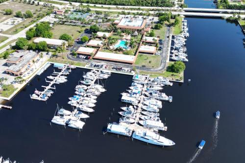 Marina getaway on the water!