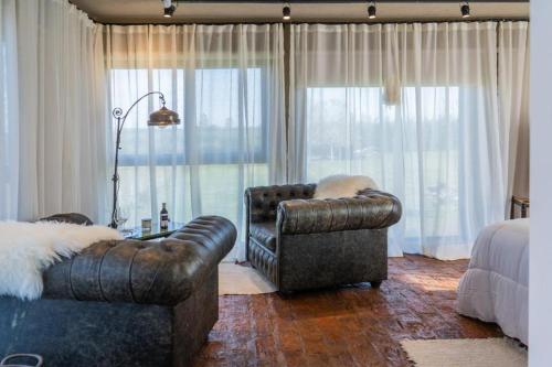 Las Magnolias Bodega Boutique