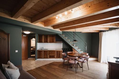 Nancy's Holiday Homes Dolomites Room Type - Two-Bedroom Apartment