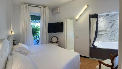 Eveline 2 - Piscina Privata o Jacuzzi, Sanremo (foto 10)