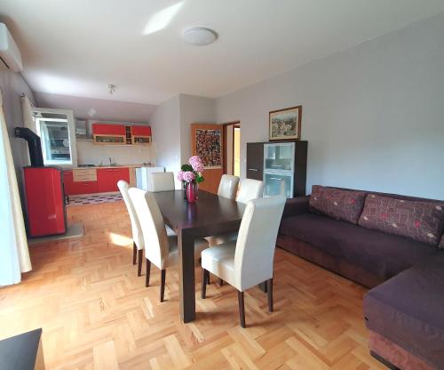 virtuve, Apartman Neva in Lučane