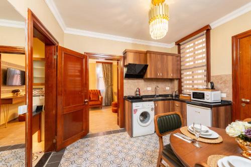 Deluxe Apartment image 9