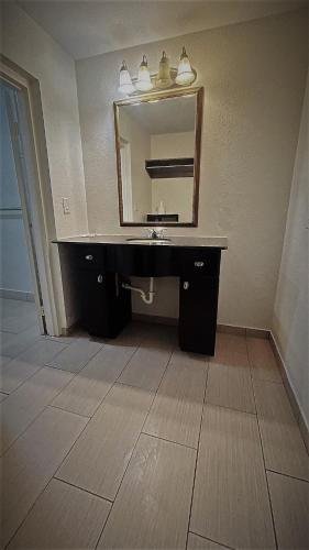 Budget Inn Pecos - image 2