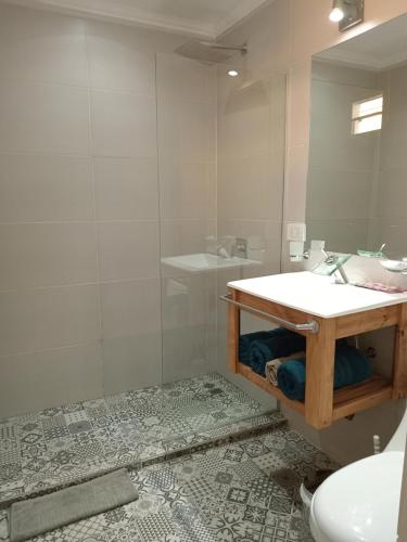 Departamentos pura vida 2 in 헤네랄 로카