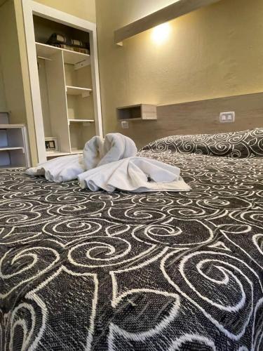 Double Room image 4