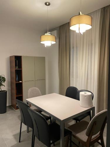PINE HOUSE 2023, Wlora (zdjęcie 9)