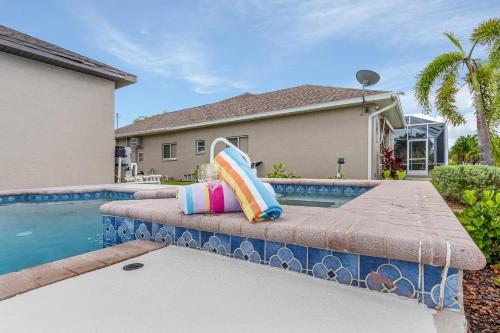 Gulf Access, Heated Pool, Sleeps 6 - Villa Peaceful Palms - Roelens Vacations