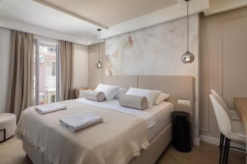 Deluxe Double Room with Balcony room in Le Prestige Luxury Rooms  Self Check-In Minutes from Split Waterfront