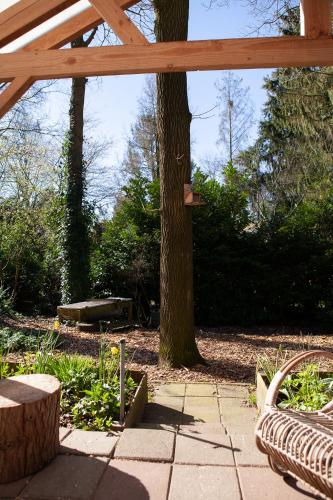 Knus boshuisje onder de eiken in Ermelo