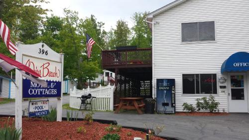 Weirs Beach Motel & Cottages - 출입구