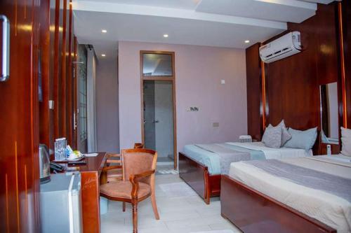 . Green View Resort & Tours