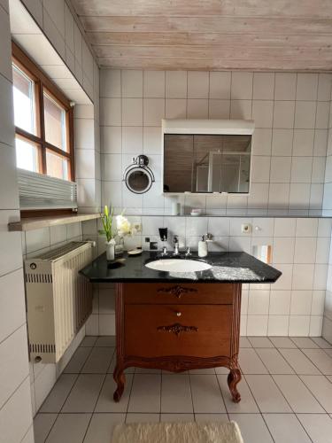 Vannas istaba, Zimmer zum Wohlfühlen (Zimmer zum Wohlfuhlen) in Eching (Landshut)