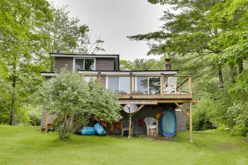 Peaceful Fishermans Paradise with Deck and Fire Pit! - image 6