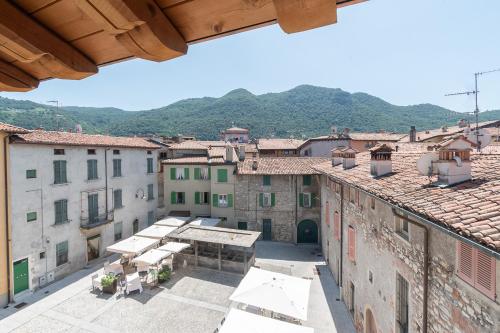 La Piazzetta - Apartment - Iseo