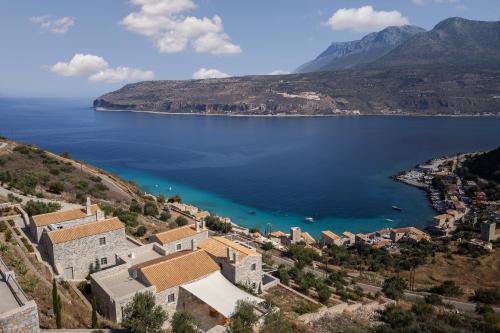  Trapela Limeni Luxury Suites, Unterkunft in Limeni