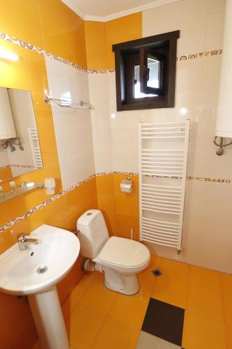 Family Hotel Arbanashka Sreshta - image 12