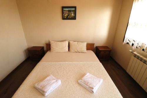 Family Hotel Arbanashka Sreshta - image 10