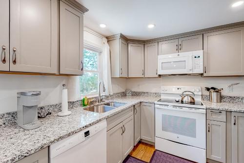 Thayer Thicket in 丹尼斯港