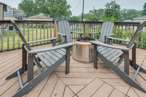 Cozy Westmont Home Walk to Metra Station! in Westmont (IL)