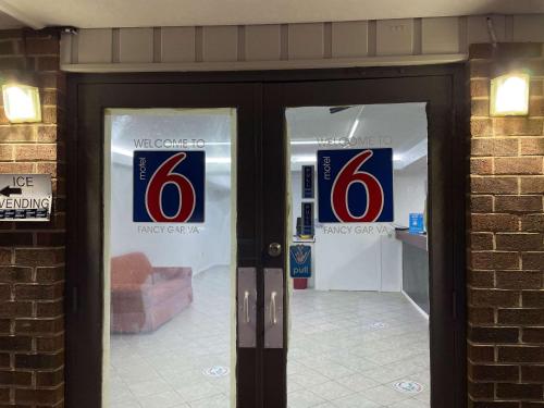 Motel 6 Fancy Gap VA in Fancy Gap, USA