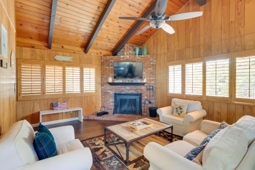 Lake Arrowhead Retreat By Snow Valley Mtn Resort! - image 12