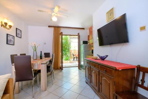 Apartment Artatore 2509a - image 9