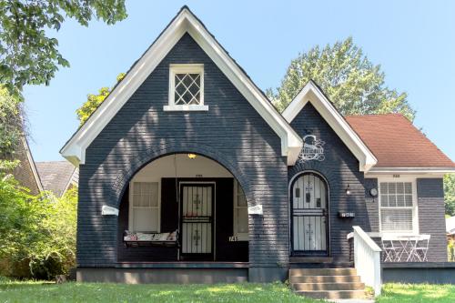 2 bedrooms, 3 beds