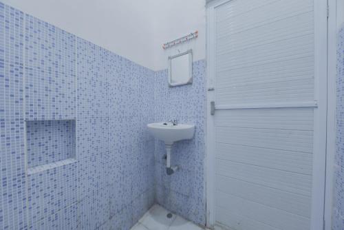 Salle de bain, RedDoorz near Juwata Airport Tarakan in Tarakan Ouest